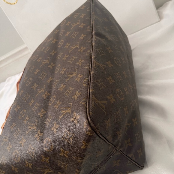 AUTHENTIC LOUIS VUITTON MONOGRAM NEVER FULL GM WITH DUST BAG - Picture 3 of 12